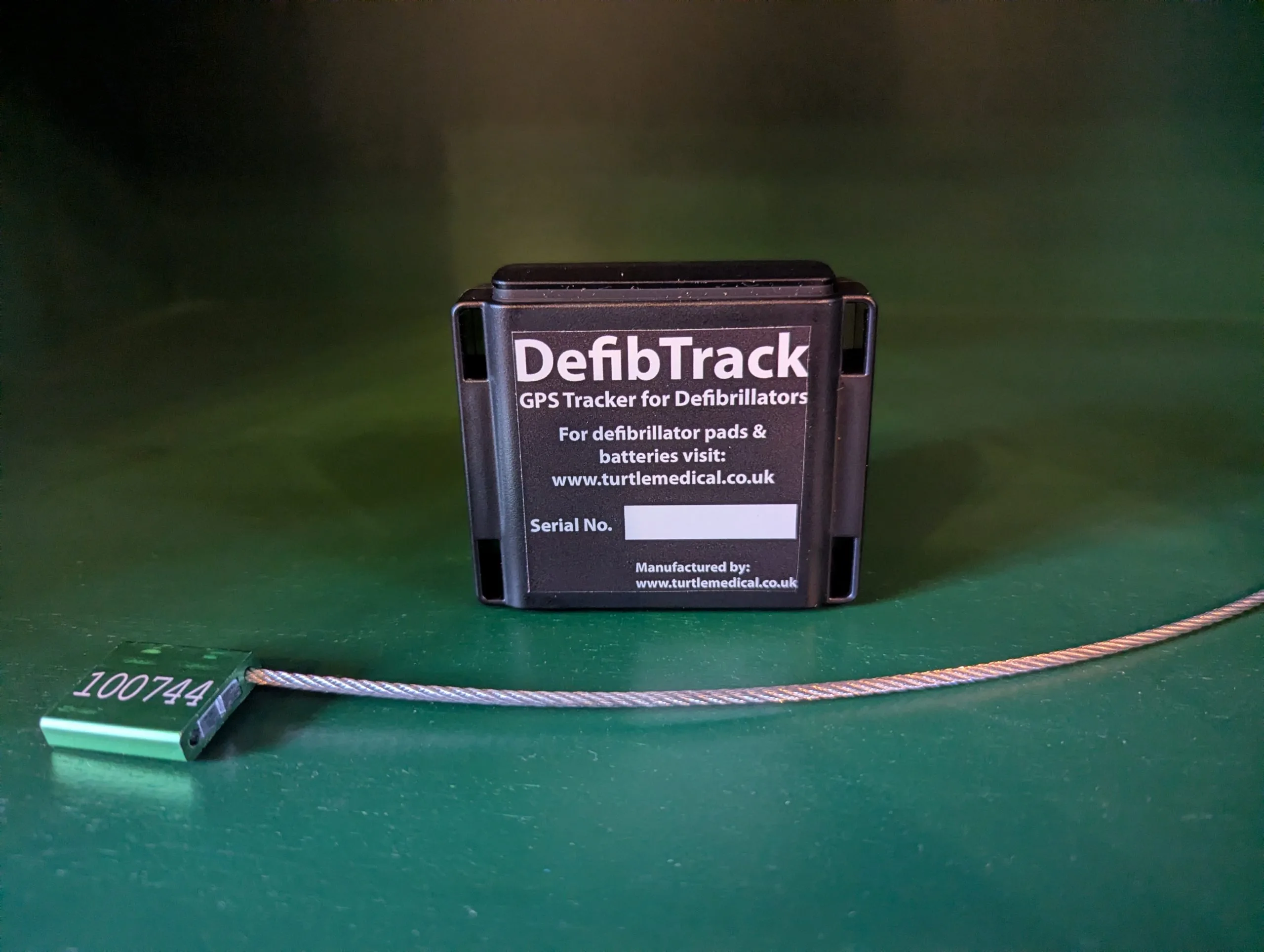 DefibTrack with Cable Connector
